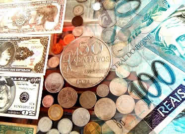 As dívidas do país geraram diversos fenômenos inflacionários e criou diferentes moedas no Brasil